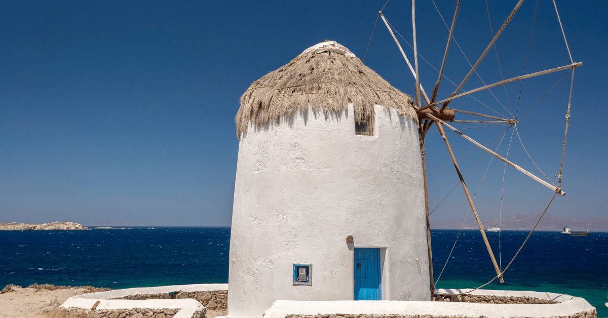 Windmills booking. Book online unusual places to stay in Campsaround